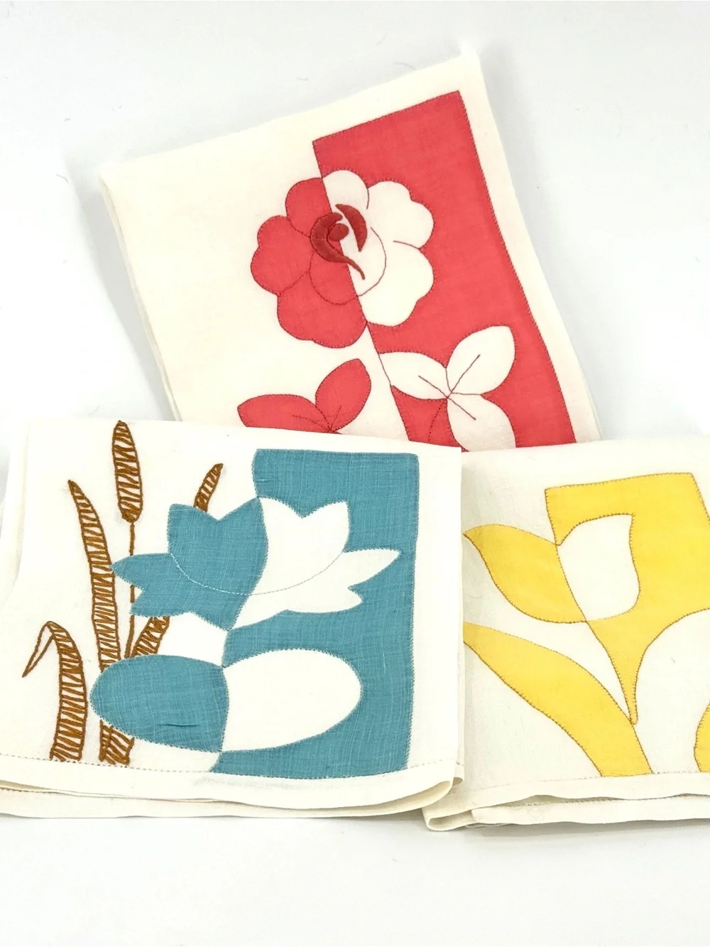 Vintage set of mid-century modern hand appliqué linen cotton tea towels